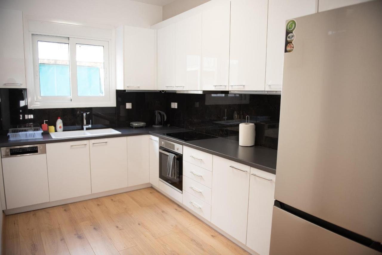 Апартаменты Newly Renovated Flat 500M From Subway Station Афины Экстерьер фото